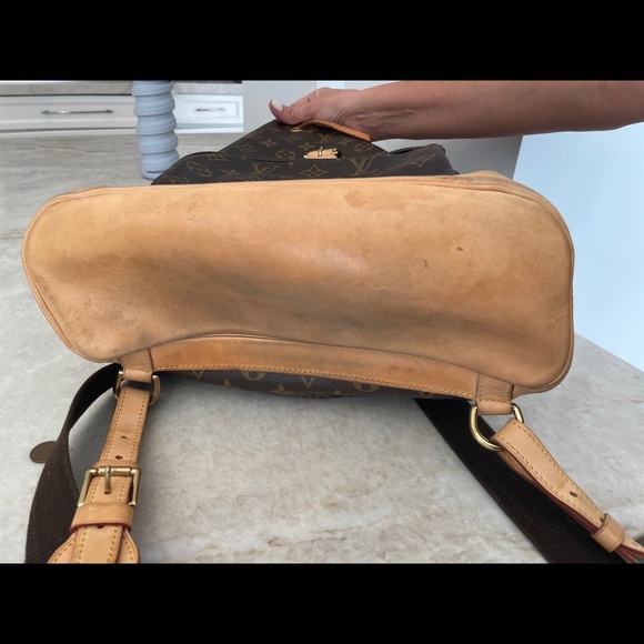 Louis Vuitton Backpack - Picture 3 of 5
